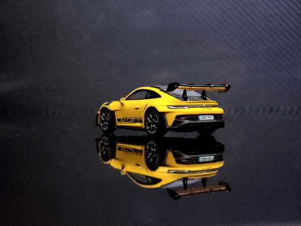 Xe Mô Hình Porsche 911 GT3 RS 1:64 Minichamps ( Signal Yellow )