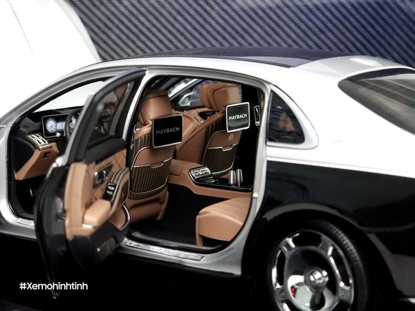 Xe Mô Hình Mercedes-Maybach S-Class Hightech 1:18 Almost Real ( Silver & Obsidian Black )