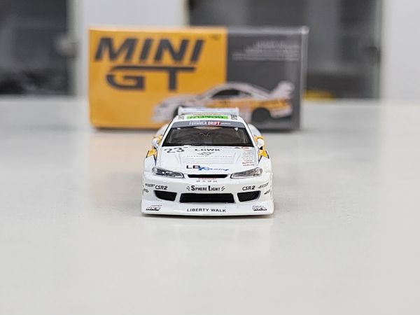 Xe Mô Hình Nissan LB-Super Silhouette S15 Silva #23 2022 1:64 MiniGT