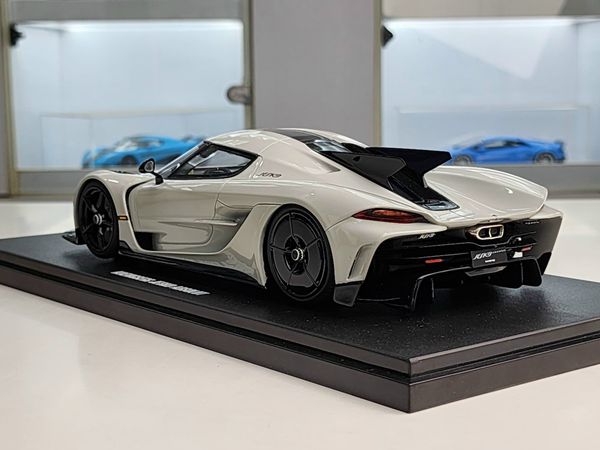 Xe Mô Hình Koenigsegg Jesko Absolut 2022 1:18 GT Sprirt ( Grey )