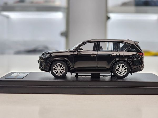 Xe Mô Hình Lexus LX600 1:64 LCD Model ( Black )