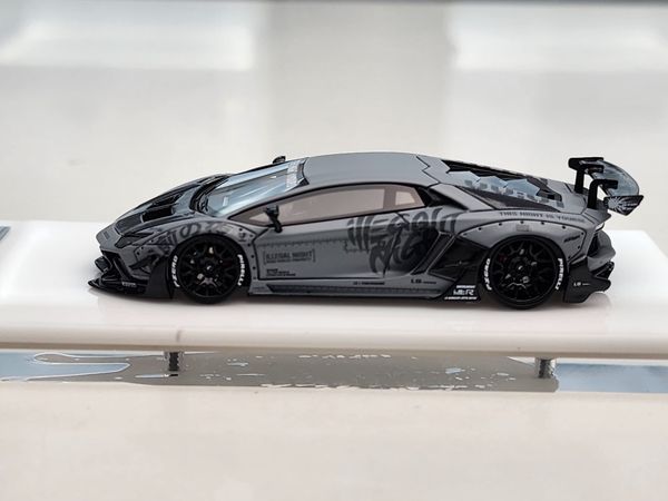 Xe Mô Hình Lamborghi Aventador 1:64 LBWK ( Xám )