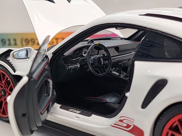 Xe Mô Hình Porsche 911 GT3 RS 2022 1:18 Minichamps ( Trắng Mâm Đỏ )