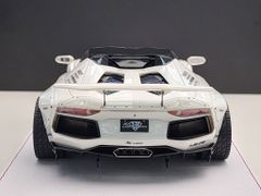 Xe Mô Hình LBWK Aventador Roadster 1:18 GL Model ( Discoloration White )