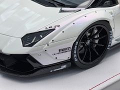 Xe Mô Hình LBWK Aventador Roadster 1:18 GL Model ( White Biến Màu )