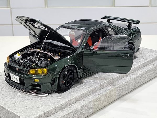 Xe Mô Hình Nissan Skyline GT-R (R34) Nismo Customized 1:18 Motorhelix ( Dark Green )