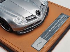 Xe mô hình Mercedes-Benz SLR 1:18 Ivy Model (Crystal Silver)