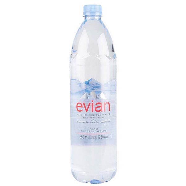  Nước khoáng Evian chai 1,25 lít 