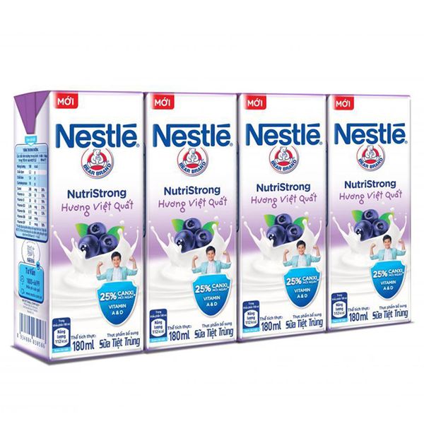  Sữa tiệt trùng Nestle hương việt quất lốc 4 hộp x 180ml 