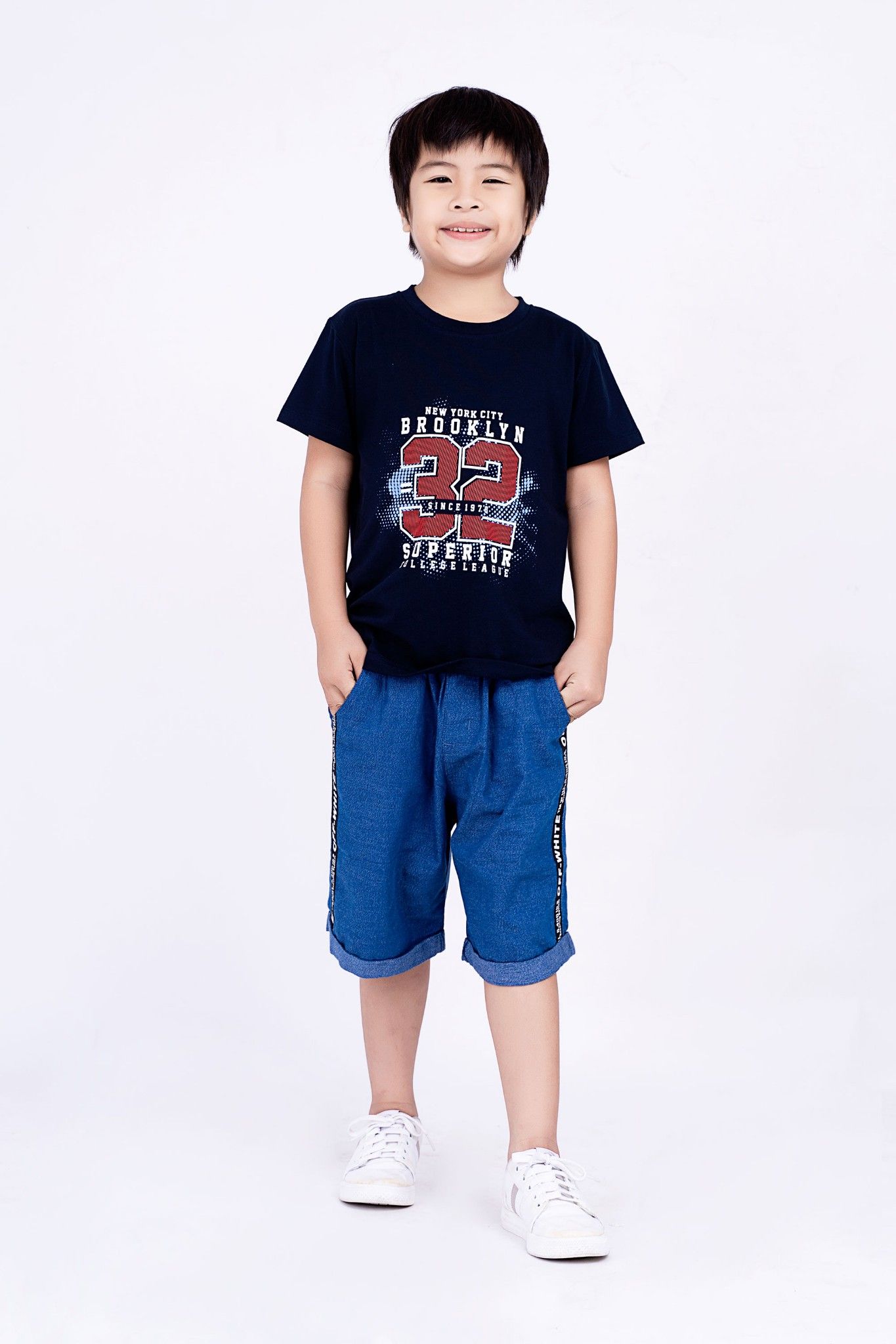 Áo thun cổ tròn bé trai Rabity 9321
