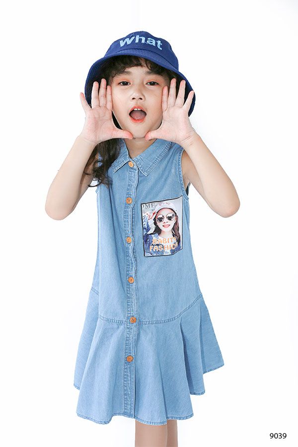 Đầm bò sát nách bé gái Rabity 9039