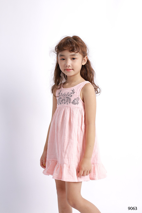 Đầm thô sát nách bé gái Rabity 9063