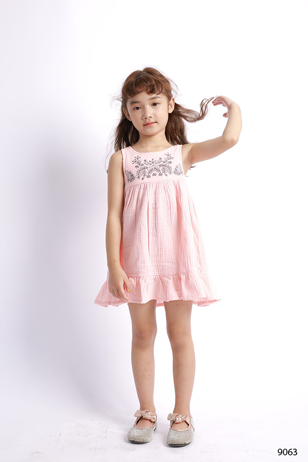 Đầm thô sát nách bé gái Rabity 9063
