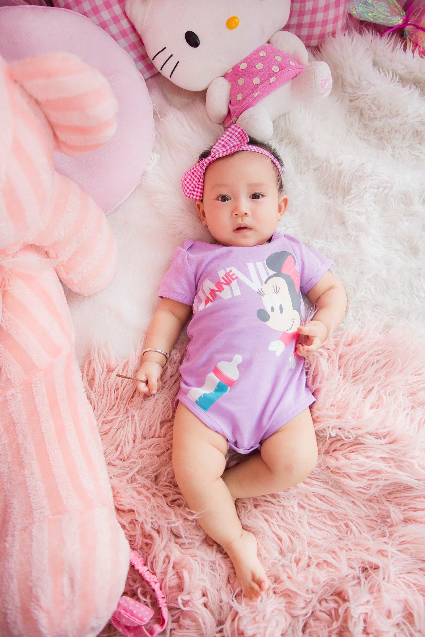 Bộ liền sơ sinh Mickey bé gái Rabity 5015