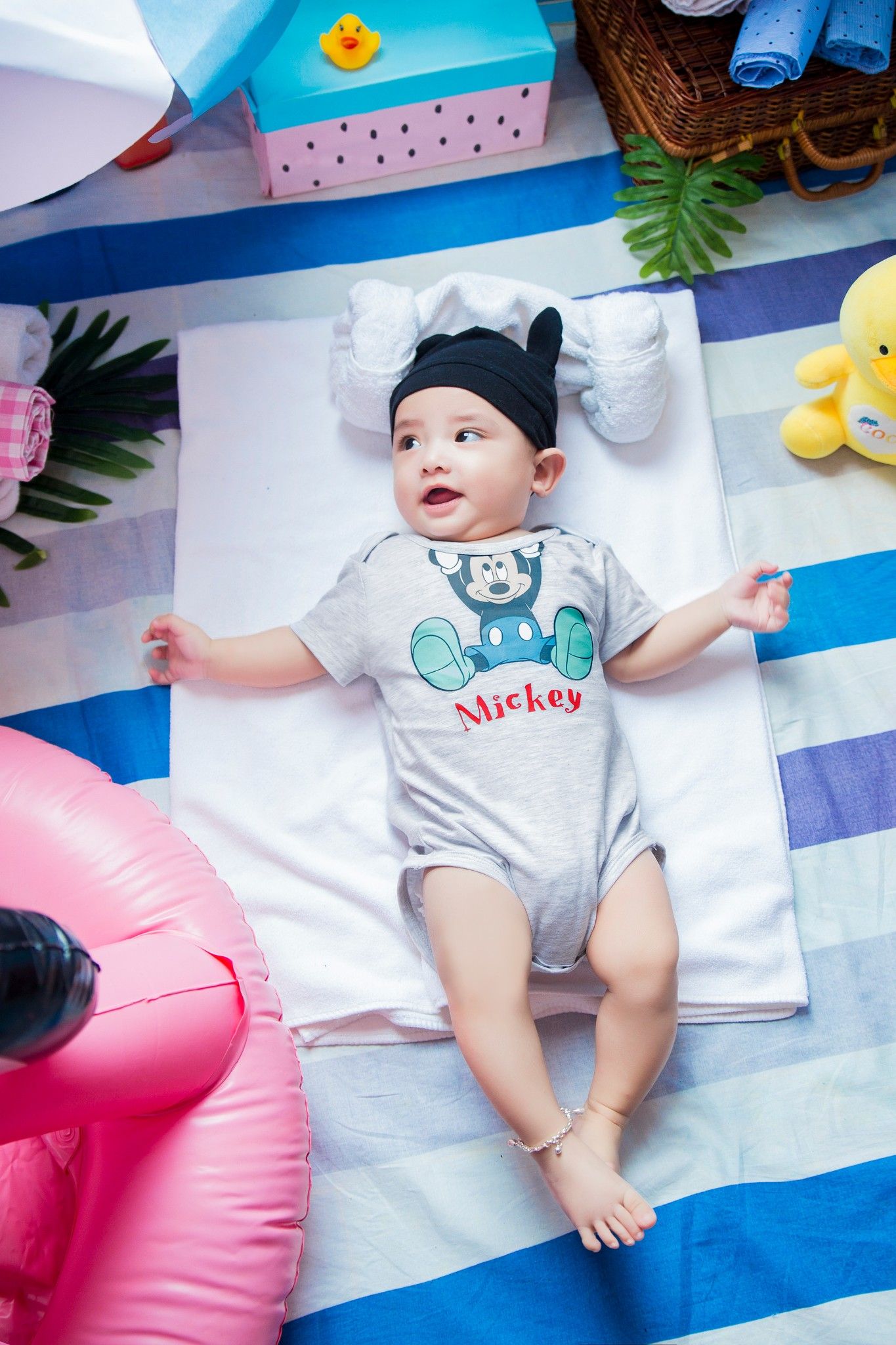 Bộ liền sơ sinh Mickey ngắn tay bé trai Rabity 5001