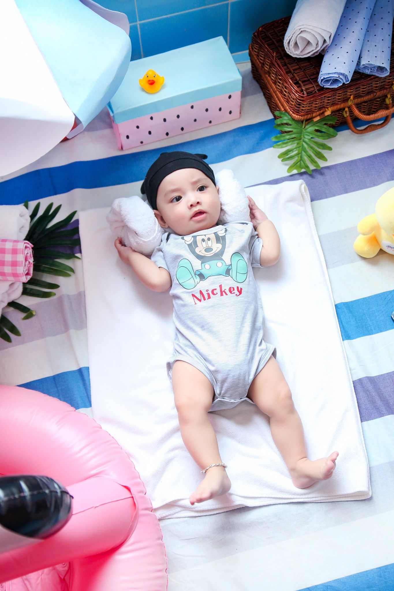 Bộ liền sơ sinh Mickey ngắn tay bé trai Rabity 5001