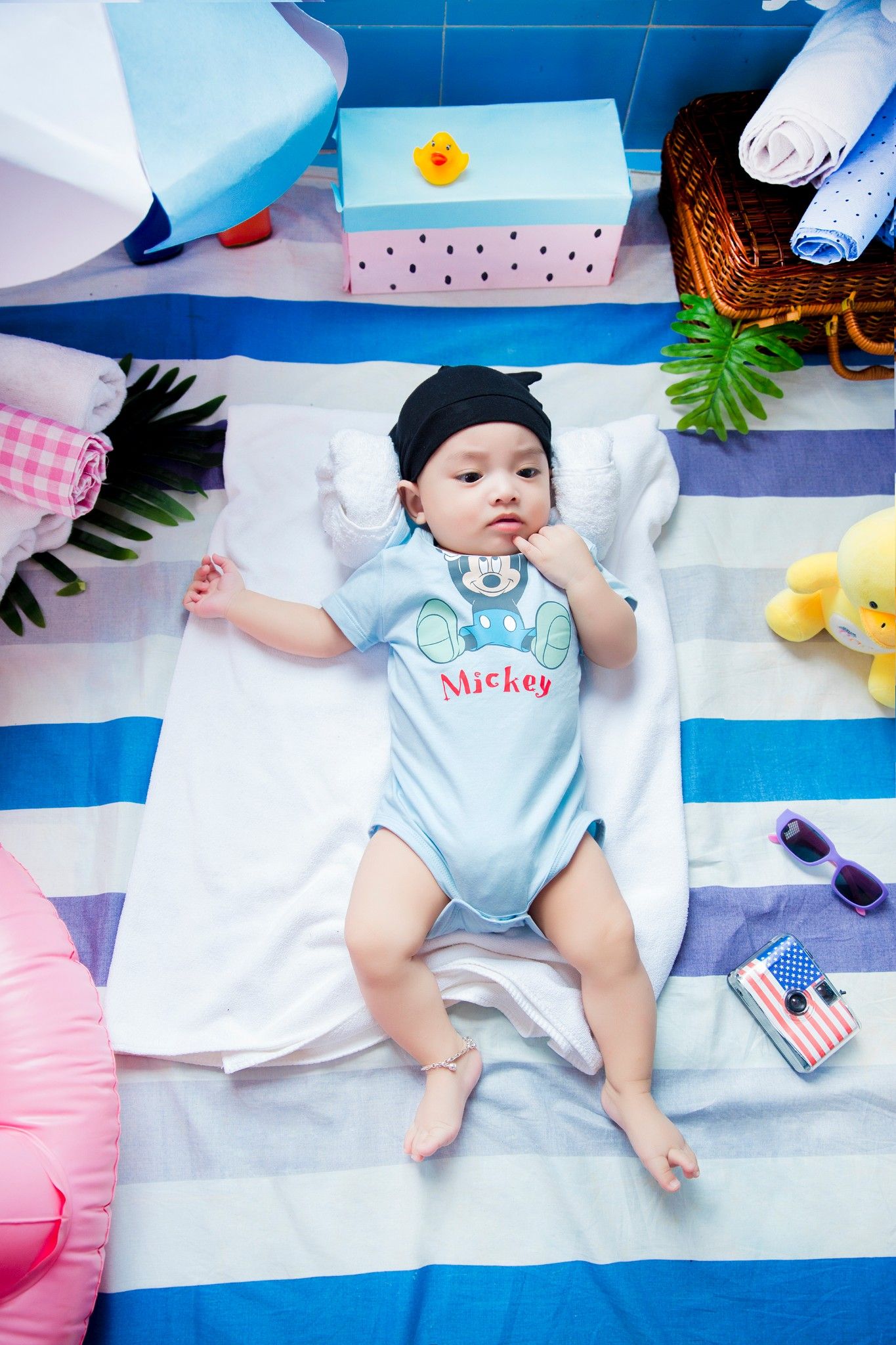 Bộ liền sơ sinh Mickey ngắn tay bé trai Rabity 5001