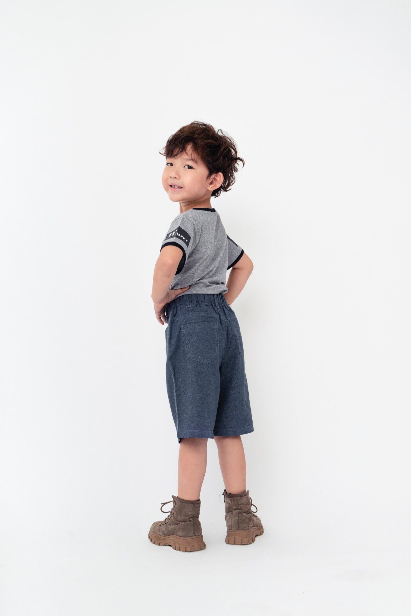 Quần short bò bé trai Rabity 9.023