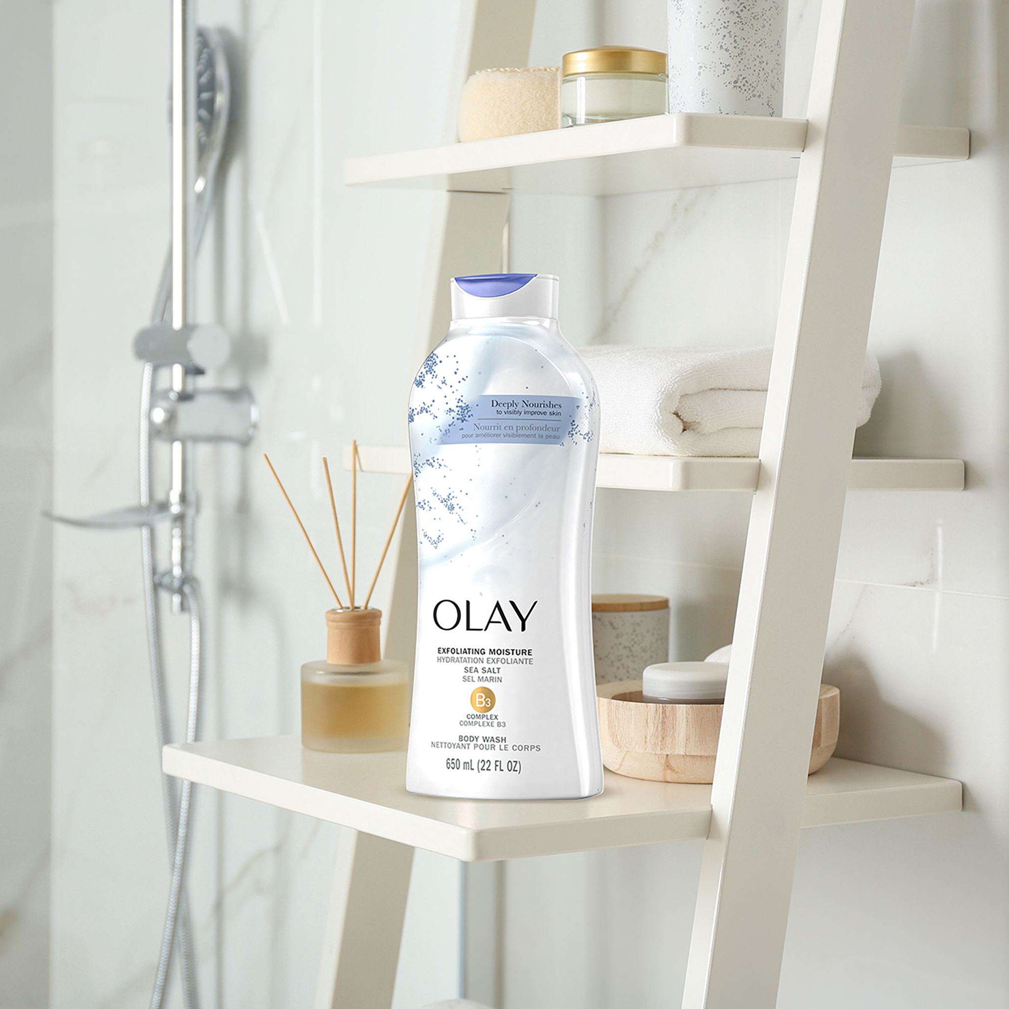 Sữa Tắm OLAY tẩy tế bào chết hương Muối Biển 650ml