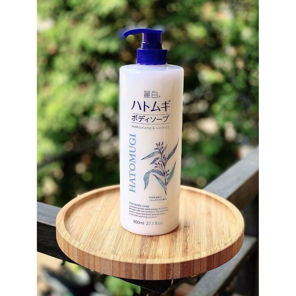 Sữa tắm ý dĩ làm trắng da Hatomugi 800ml