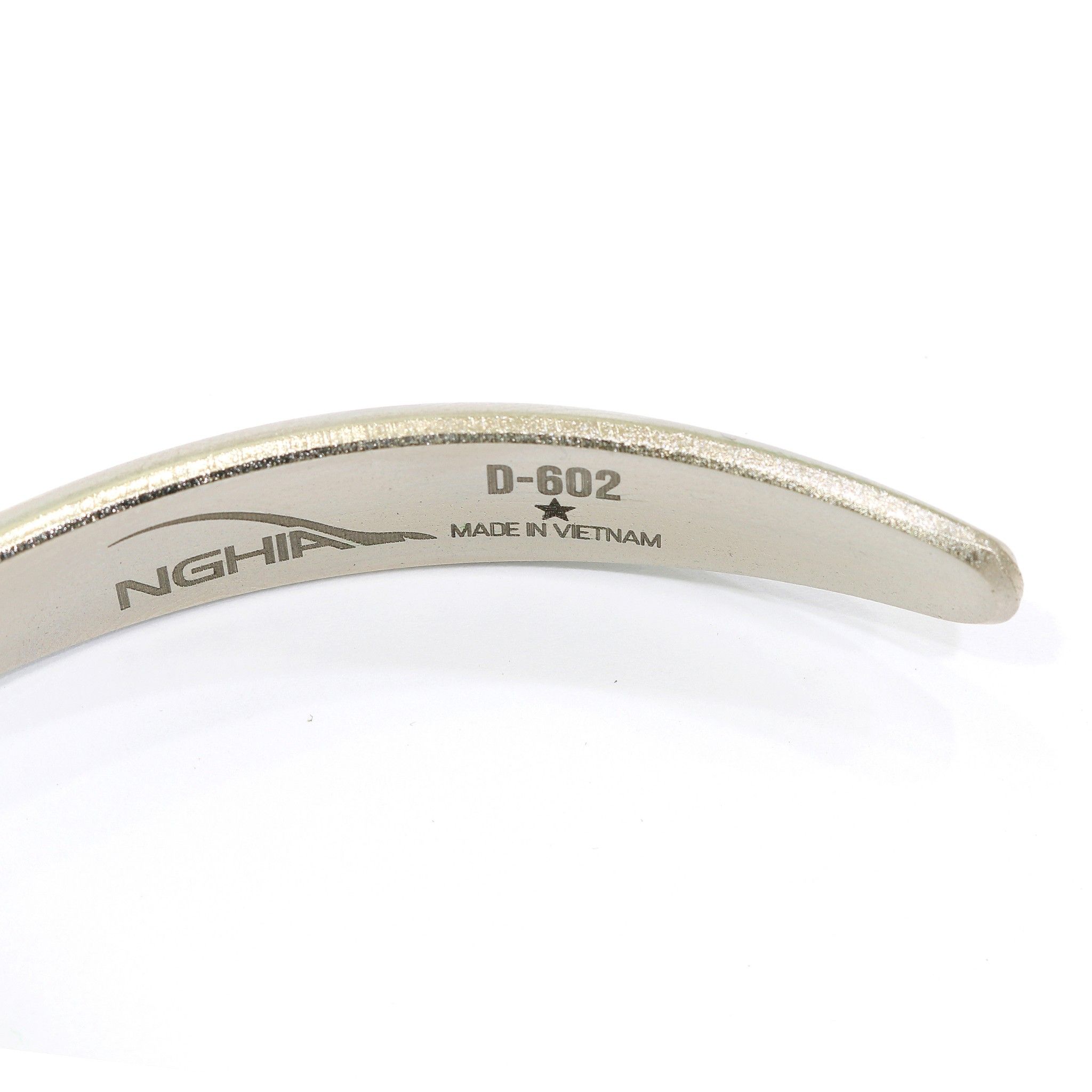 Kềm cắt da thép chuyên dụng D.602