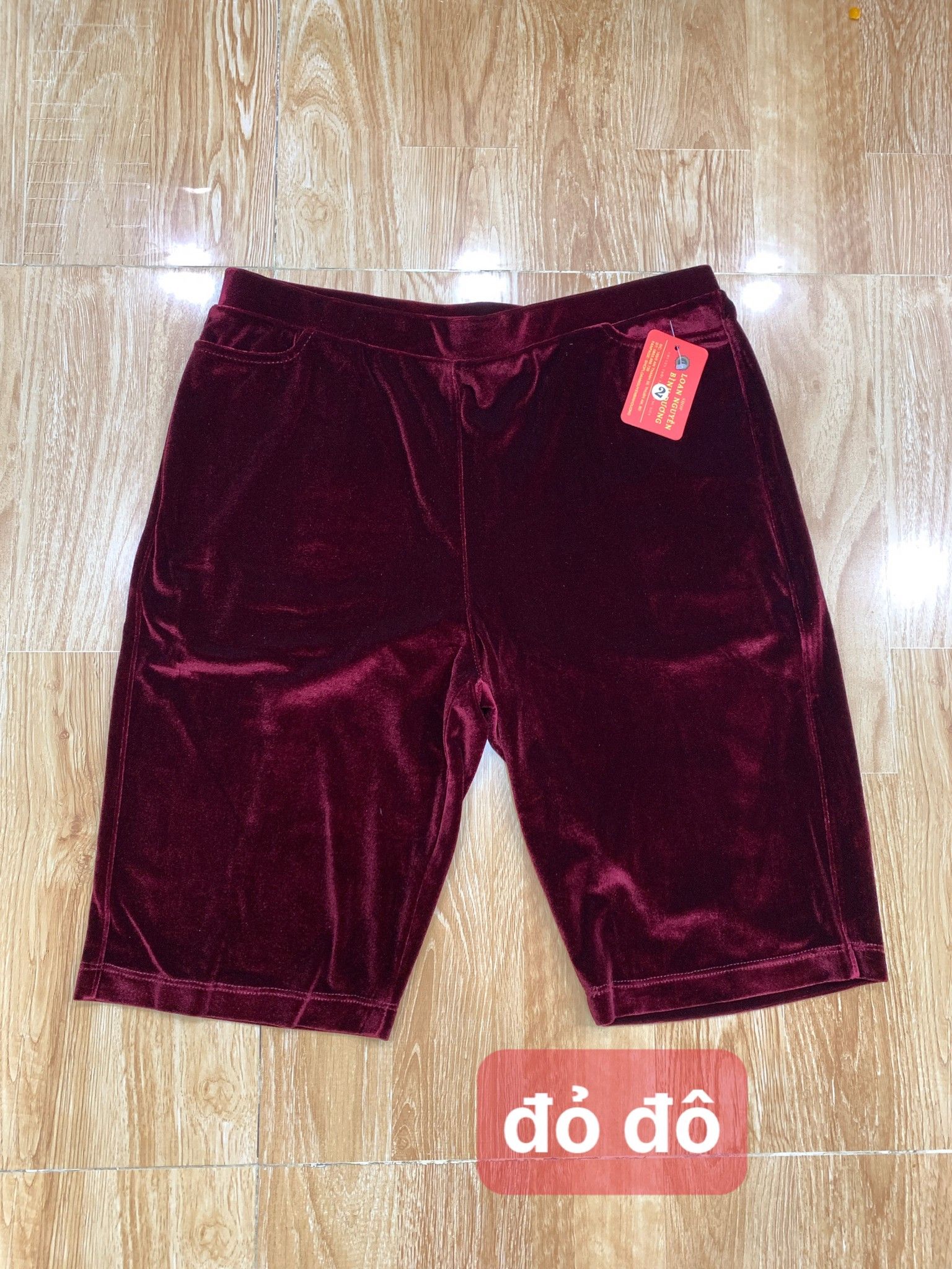 Quần ngố nhung 5 tấc