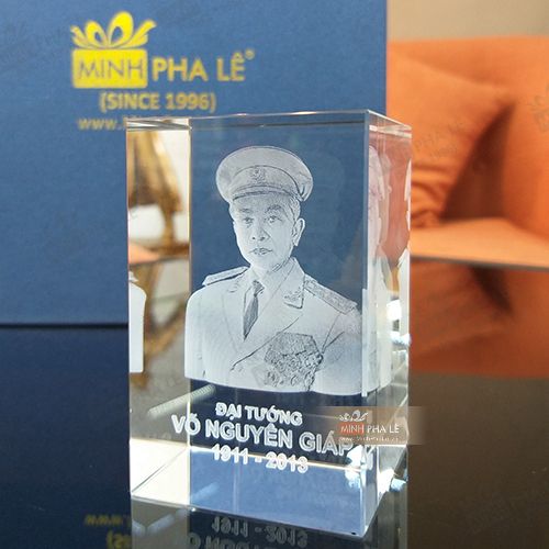 Khối pha lê 3d Bác giáp 3D-034