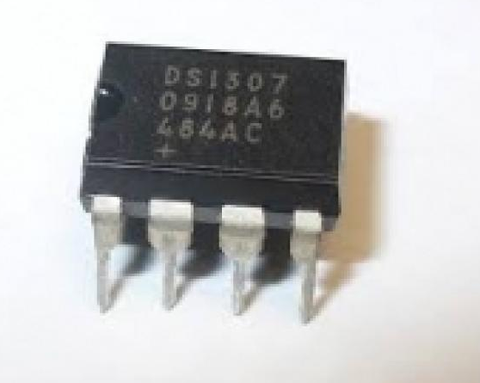 DS1307 (DIP8)