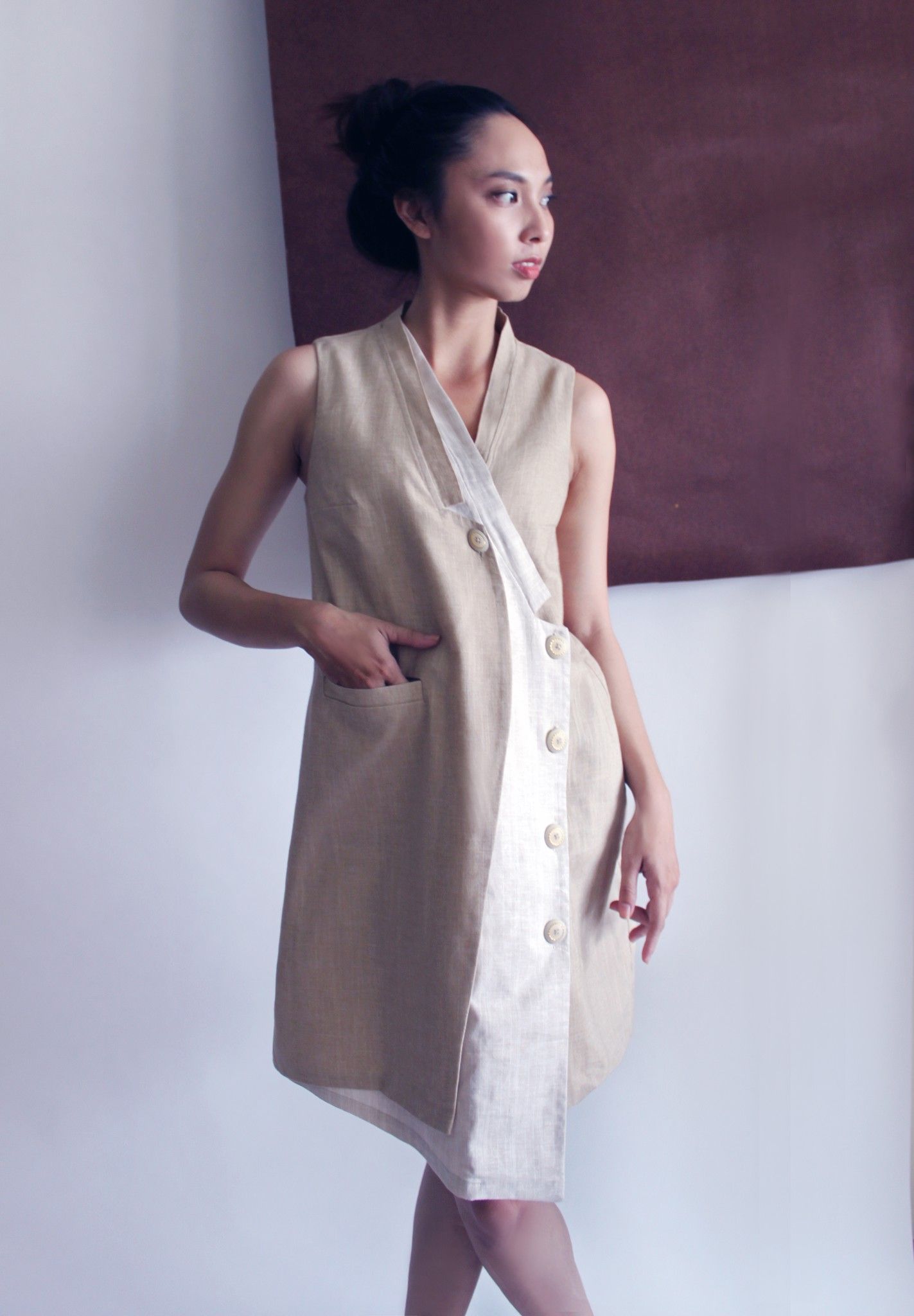DOUBLE FRONT GILLETTE DRESS