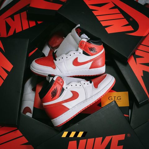 Giày Air Jordan 1 Retro High OG – Heritage – 555088-161