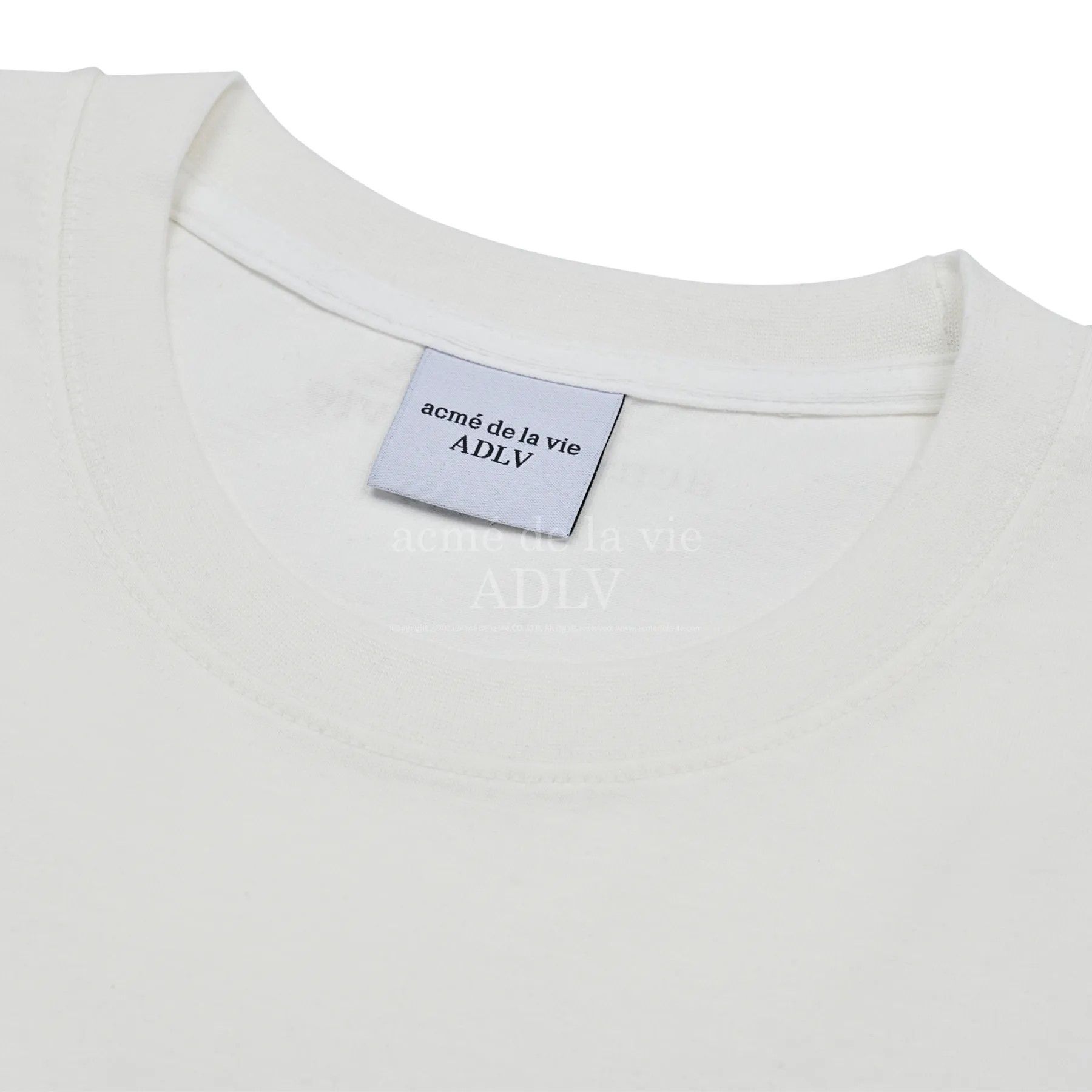 Áo thun Acmé de la vie - ADLV BLACK FUZZY RABBIT SHORT SLEEVE T-SHIRT CREAM
