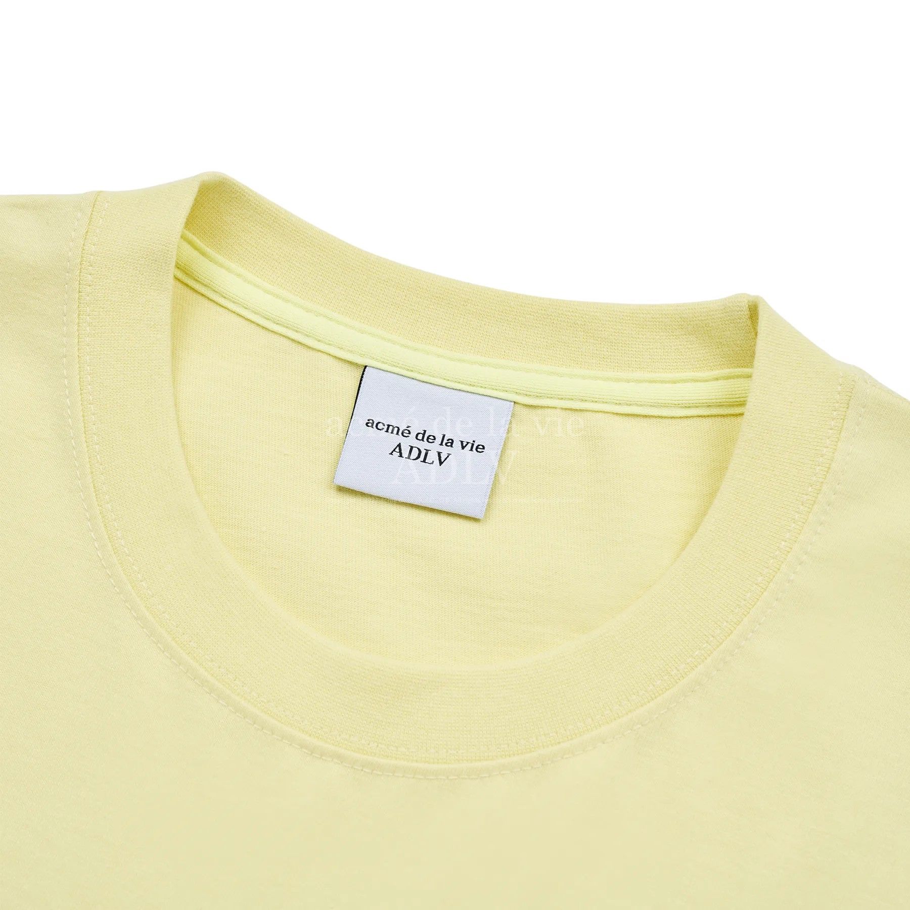 Áo thun Acmé de la vie - ADLV Halftone Dot Fuzzy Rabbit Yellow