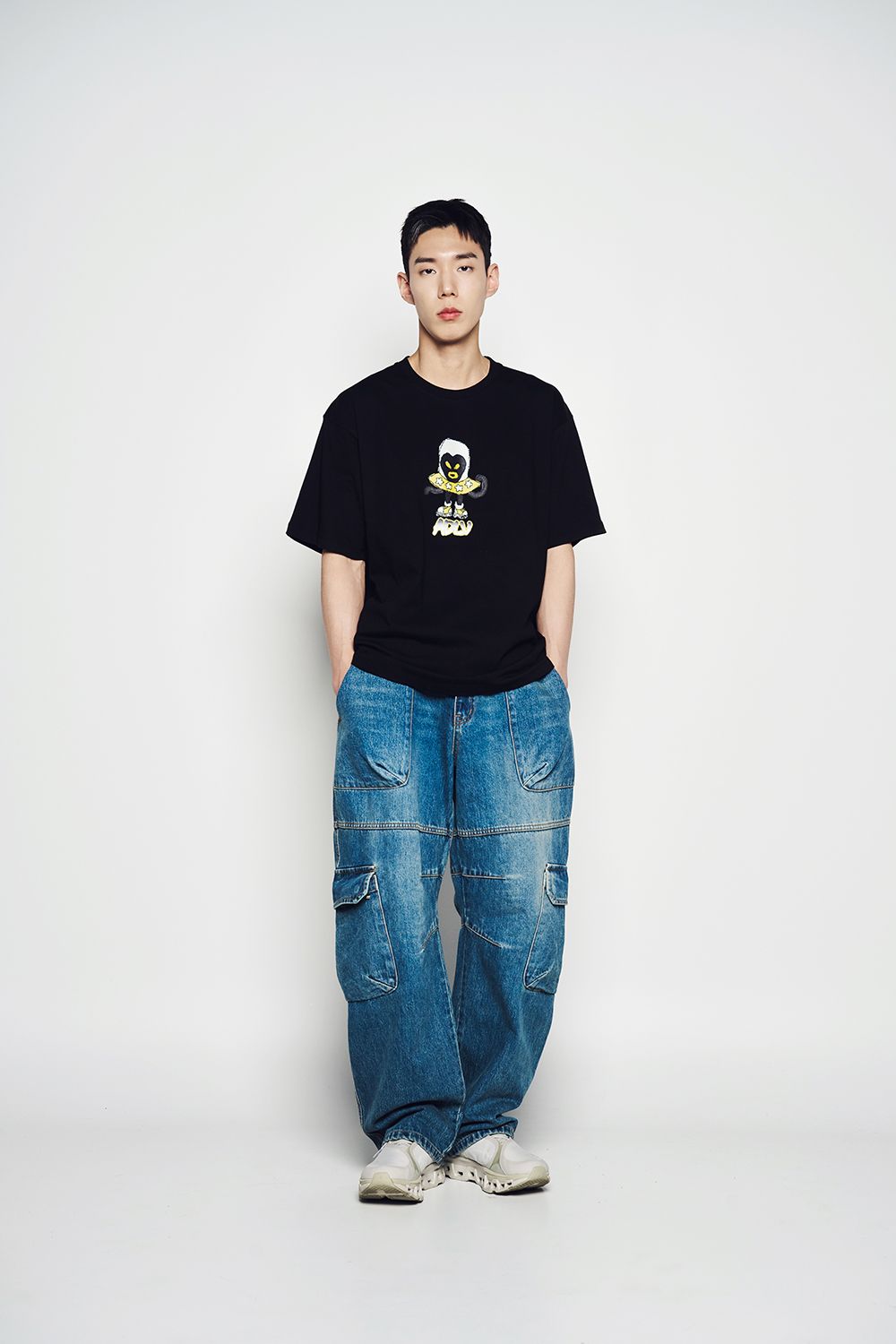 Áo thun ADLV - Acmé de la vie Heart Alien Short Sleeve T-shirt Black