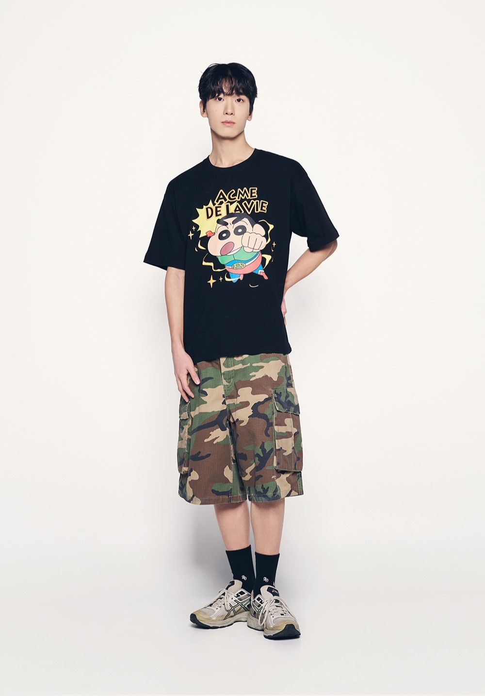 Áo thun ADLV - Acmédelavie Crayon Shinchan Action Kamen Shinchan Short Sleeve T-Shirt