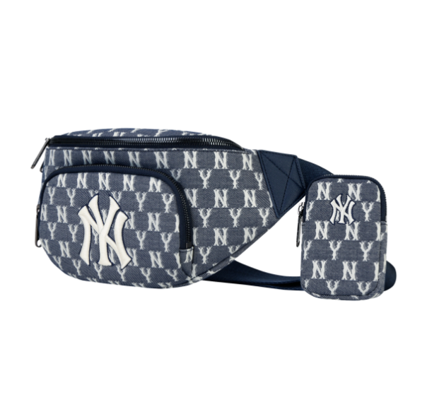 TÚI ĐEO CHÉO JACQUARD MONOGRAM HIP SACK NEW YORK YANKEES