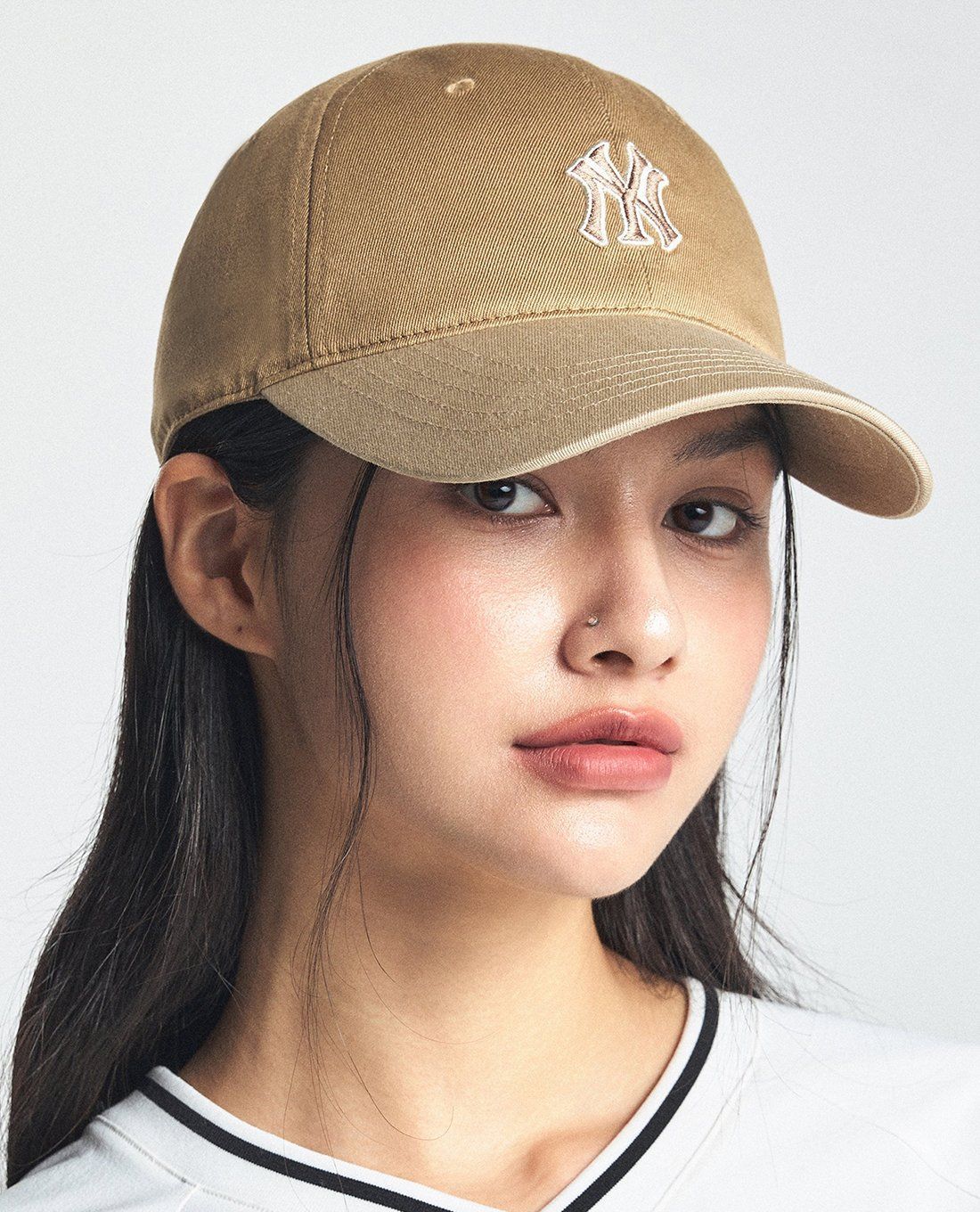 Mũ Nón MLB - Logo Color Block Unstructured Ball Cap New York Yankees Beige - 3ACP3404N-50BGD