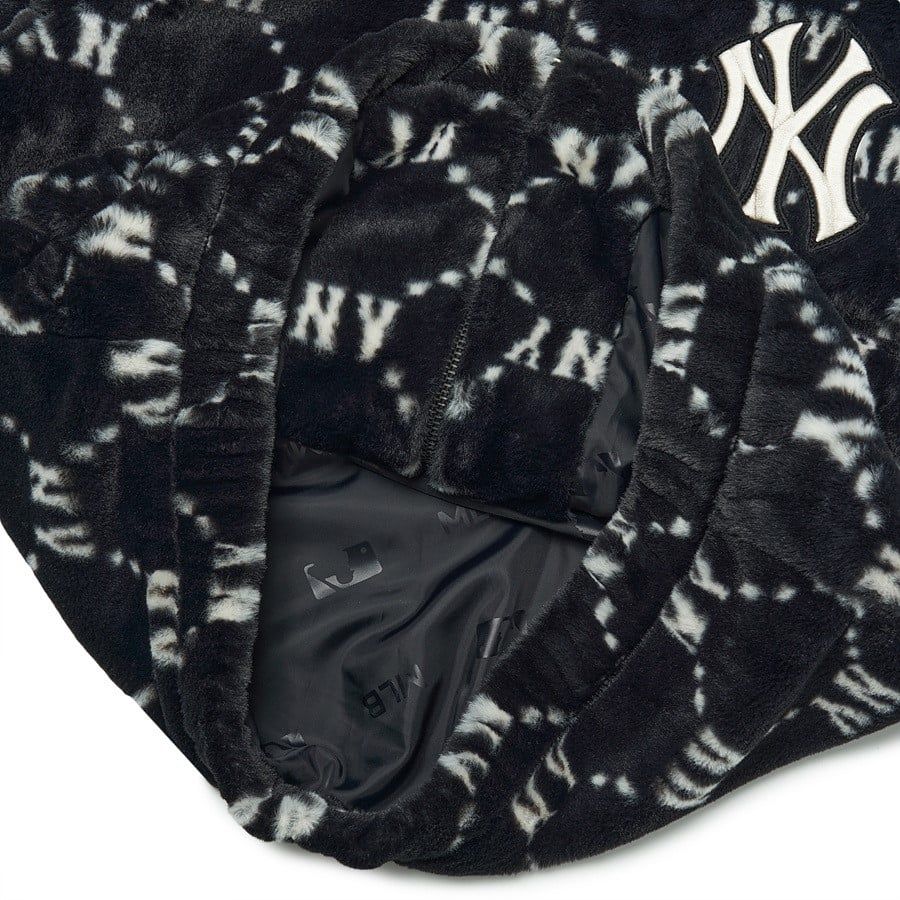  Áo Khoác Lông MLB - Dia Monogram All Over Hooded Eco Fur Jumper New York Yankees - 3AFDM0226-50BKS 