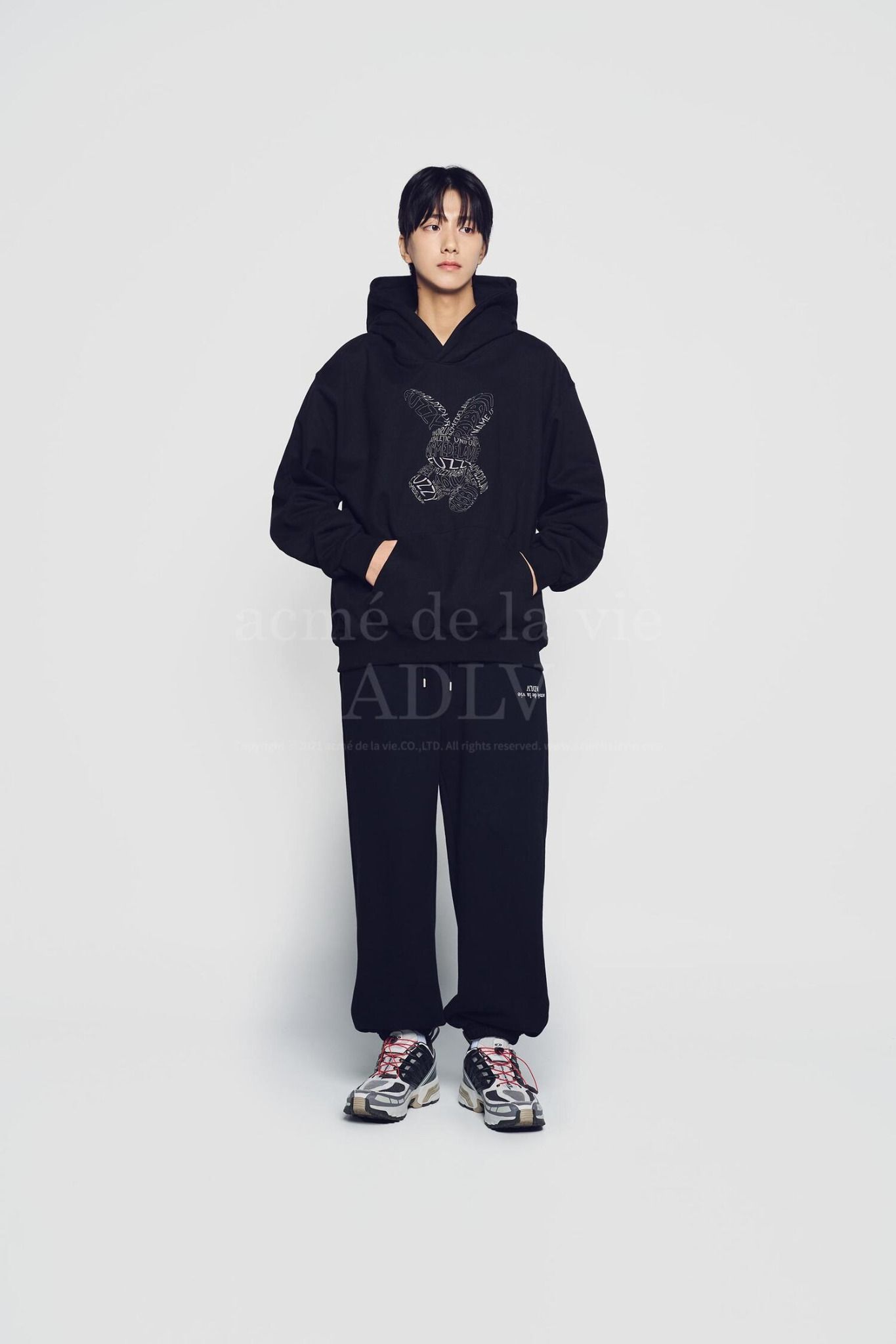 Áo Hoodie Acmé de la vie - ADLV Lettering Rabbit Black