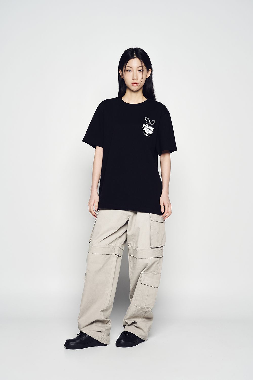 Áo thun ADLV - Acmé de la vie Newspaper Rabbit Short Sleeve T-shirt Black