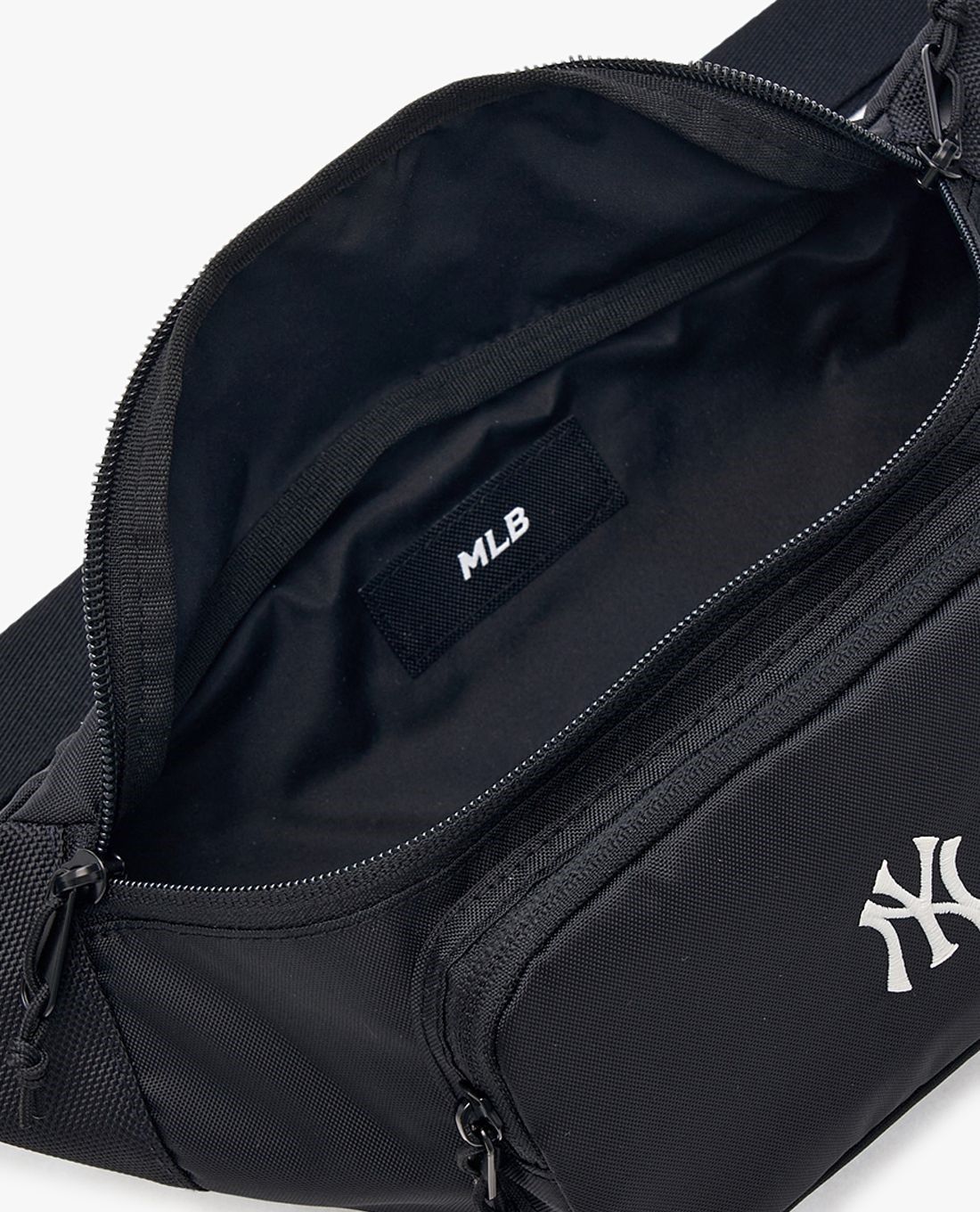Túi Bao Tử MLB Korea - Basic Gorpcore Hipsack NY Yankees - 3AHSB025N-50BKS