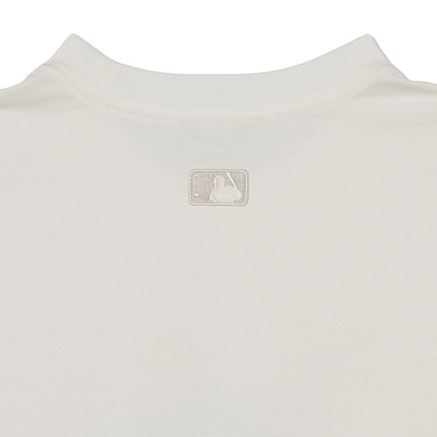  Áo thun MLB - New Year Rabbit Short Sleeve T- Shirt New York Yankees - 3ATSQ0131-50CRS 