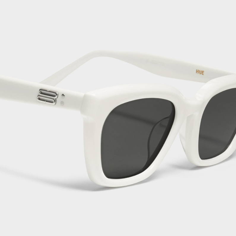Kính GM - Hue W2
