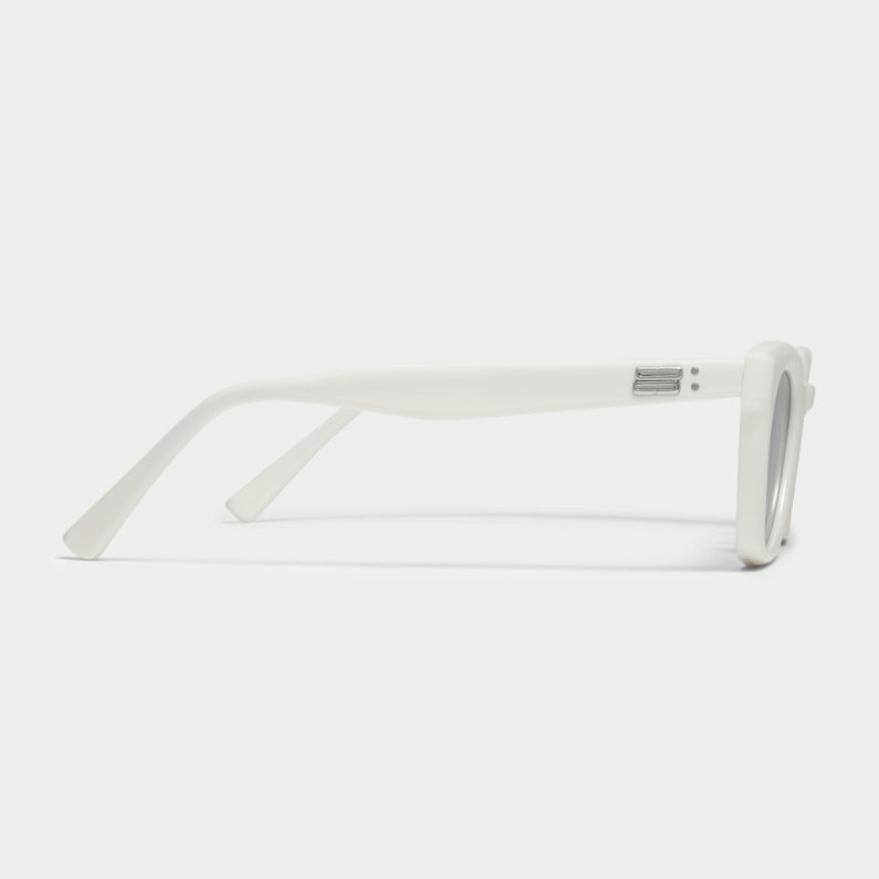 Kính GM - Hue W2