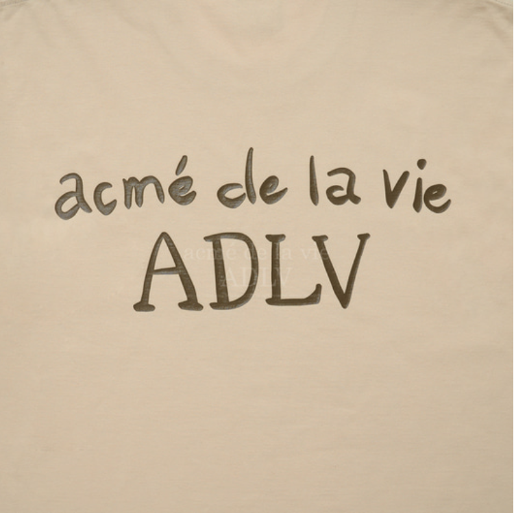 Áo thun - Acmé de la vie - ADLV GLOSSY BASIC LOGO SLEEVE T-SHIRT - BEIGE