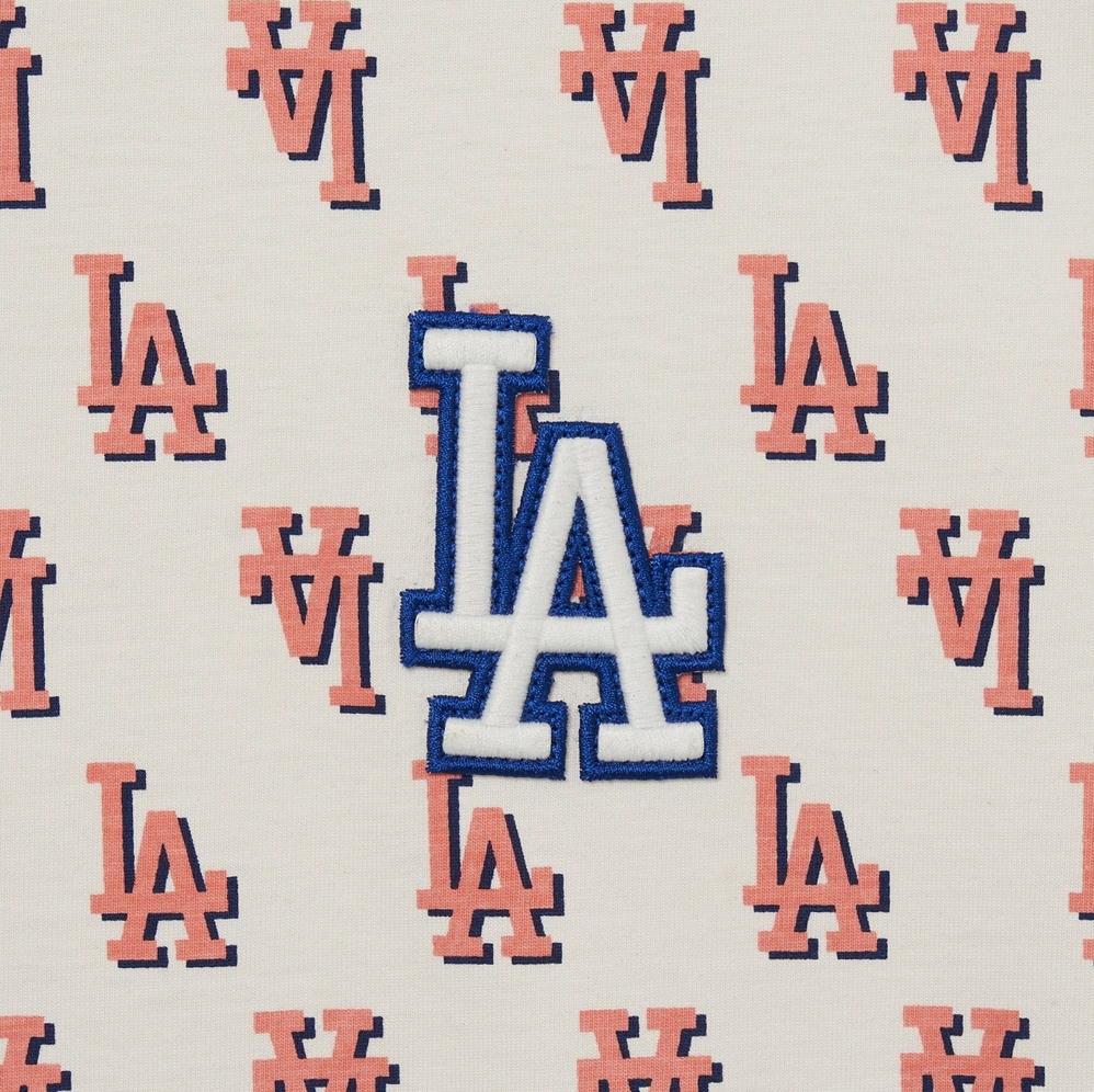 Áo thun MLB - CLASSIC MONOGRAM FRONT PANEL PATTERN SHORT SLEEVE LA DODGERS CREAM - 3ATSM1133-07CRS