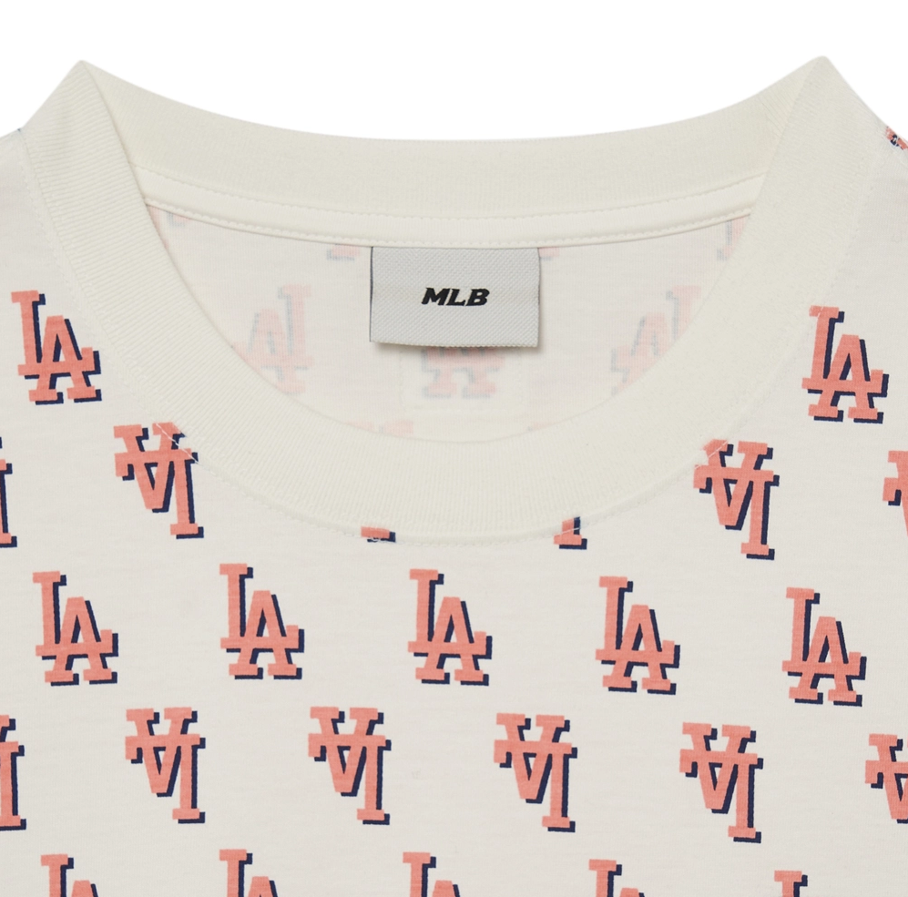 Áo thun MLB - CLASSIC MONOGRAM FRONT PANEL PATTERN SHORT SLEEVE LA DODGERS CREAM - 3ATSM1133-07CRS