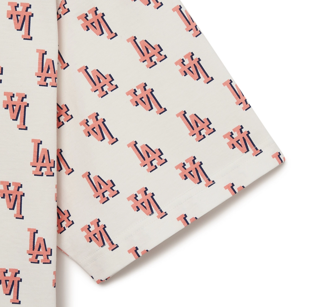 Áo thun MLB - CLASSIC MONOGRAM FRONT PANEL PATTERN SHORT SLEEVE LA DODGERS CREAM - 3ATSM1133-07CRS