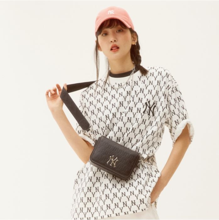 Áo thun MLB - MONOGRAM - MONOGRAM ALLOVER OVER-FIT SHORT SLEEVE T-SHIRTS - 31TSM1131-50B