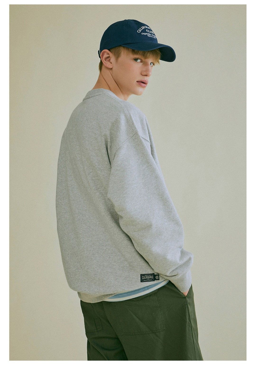 Áo Sweater WHOAU - Campus Big Letter Man to Man - WHMWC2391U