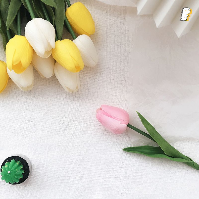 Hoa Tulip lụa trang trí